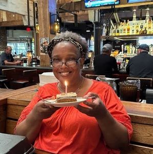 Meet your Posher, Elsie